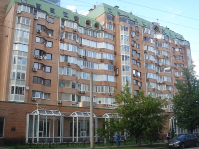 РЕКЛАМА НА СТОЙКАХ РАЙОН ЯКИМАНКА