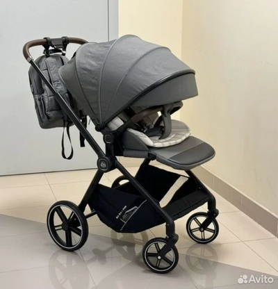 Детская коляска Luxmom A2 (реверсивный блок) Серый