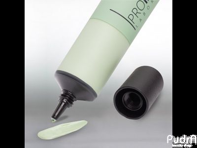 PROMAKEUP laboratory CICA-GREEN CAMOUFLAGE Kамуфлирующая матирующая основа под макияж с центеллой азиатской
