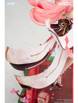 Фигурка 1/7 Яэ Мико (Yae Miko Astute Amusement Ver.)