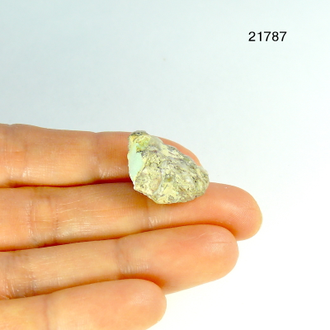 Бирюза натуральная (необработанная) Казахстан арт.21787: 2,9г - 22*13*10мм