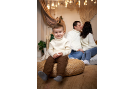 Новогодняя семейная фотосессия в студии Кострома