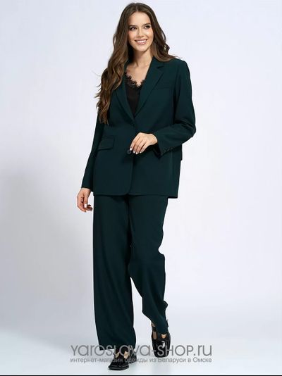 Модель:2147.Комплект женский состоящий из жакета и брюк в цвете хаки