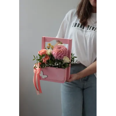 ЦВЕТОЧНАЯ КОМПОЗИЦИЯ № 105