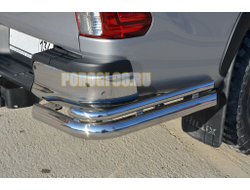 Защита заднего бампера угловая двойная d76/42 для Toyota Hilux 2021-