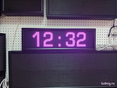 Производство светодиодных часов в Тюмени: офисные, фасадные, интерьерные.