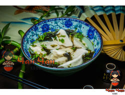 Суп с пельменями из свинины 汤饺 8 шт