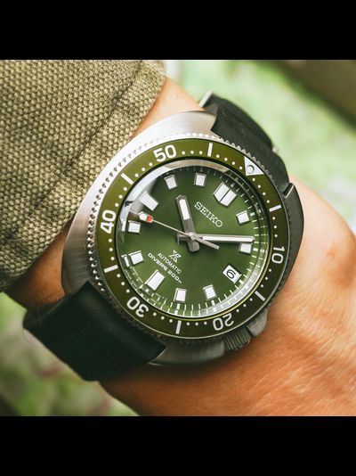 Наручные часы Seiko SPB153J1