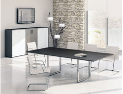 Стол для переговоров Carre