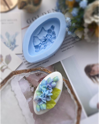 Веточка гортензии