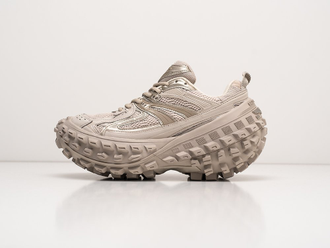 Balenciaga Men's Defender Trainers In Beige