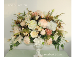 Уникальная композиция из искусственных цветов в вазе кубке № КВВ019/Можно купить для украшения