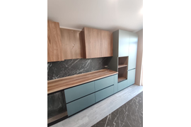 Кухня зеленая