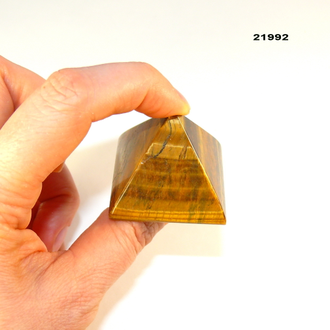 Тигровый глаз натуральный (пирамида) арт.21992: 51,1г - 39*38*32мм