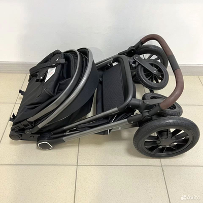 Детская коляска 3 в 1 Luxmom A4 Черный