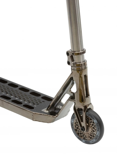 Самокат Комета Эфир S черный хром переднее колесо