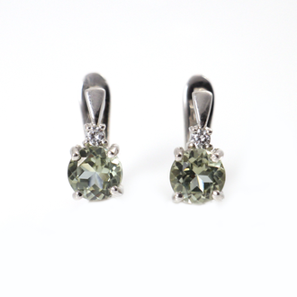 Комплект из серебра 925 пробы с александритами и цирконами(СЛ608)