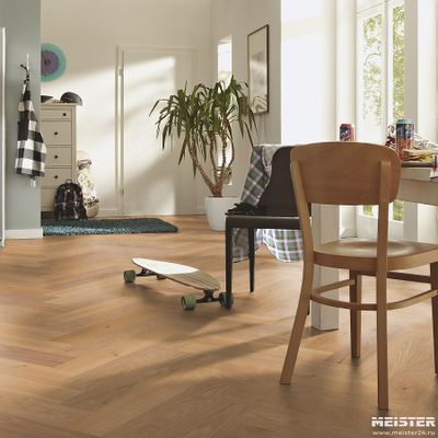Паркетная доска Meister Дуб Классик 8925 HS500L