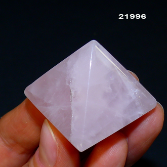 Розовый кварц натуральный (пирамида) арт.21996: 26,1г - 30*30*25мм