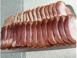 Сало домашнее в нарезку в опсыпке копченой паприкой | ферма СытникЪ