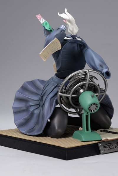 Фигурка Школьница-невидимка с вентилятором (Natsukaze)