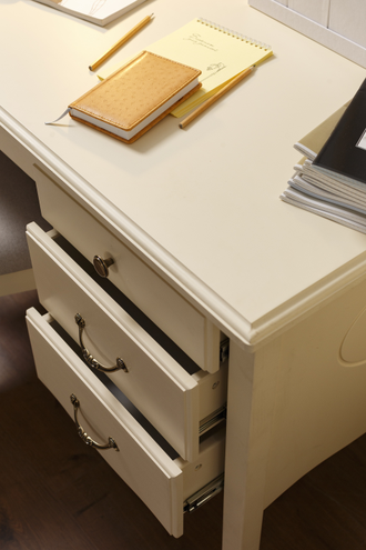 СТОЛ ПИСЬМЕННЫЙ Айно №8 ИЗ МАССИВА СОСНЫ НА ВЫСОКИХ НОЖКАХ с ящиками 113 Х 62,5 Х 76 см