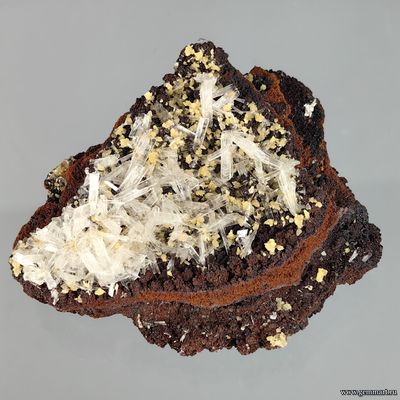 Гемиморфит, миметит (желтый), на лимоните. Мексика. 65*55*30мм