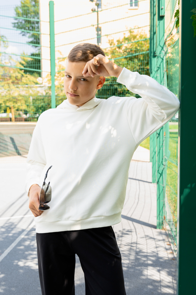 Худи с боковыми карманами