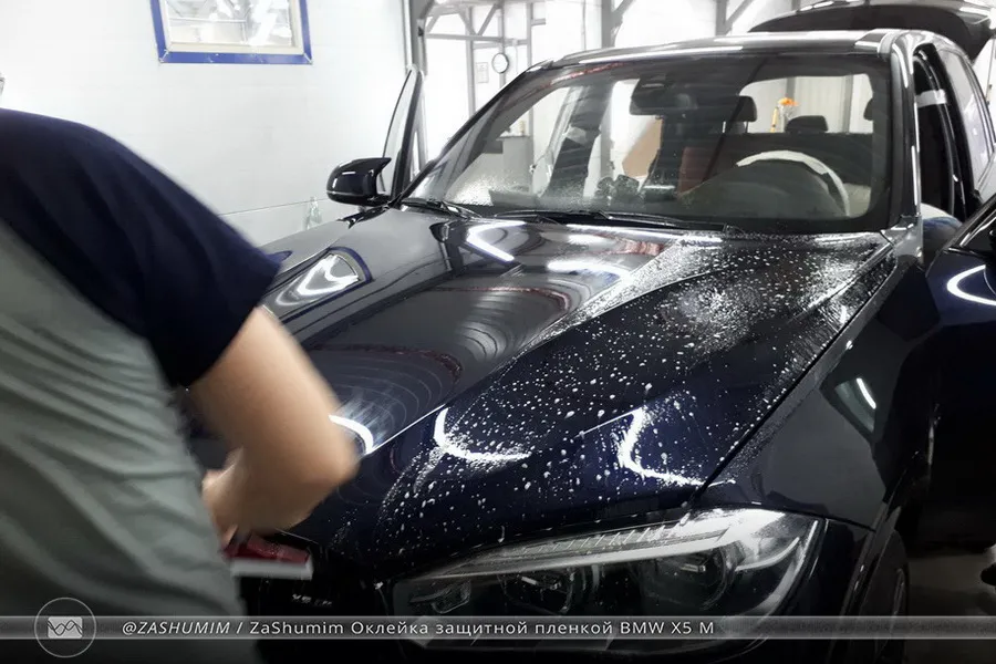 Оклейка защитной пленкой BMW X5 M