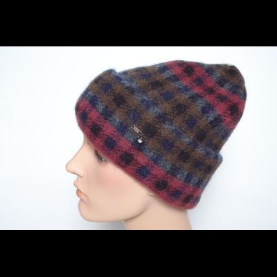 shapka-v-kletku-vyazanaya-zhenskaya-s-otvorotom-vizio-italiya