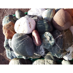 Валун ландшафтный цветной, фракция 300-500 мм