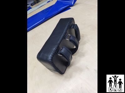 Макивара на руку, натуральная кожа, толщина кожи свыше 2,0 мм DNN