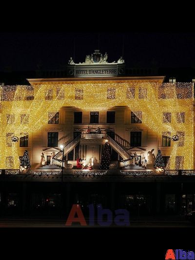 Занавес 2*1.5 м, ТЕПЛЫЙ БЕЛЫЙ, IP 65, постоянное свечение