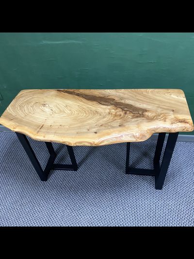 консоль из слэба, консоль из дерева, узкий столик, консоль под телевизор, полка под телевизор, слэб