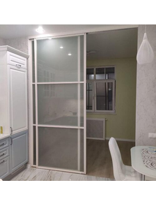 перегородка на кухню, белый профиль и матовое стекло