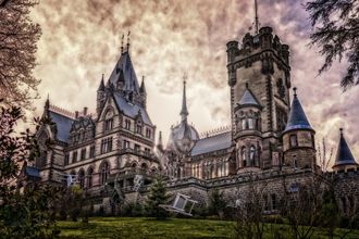 Замок Драхенбург Кёнигсвинтер Германия  Schloss Drachenburg Germany