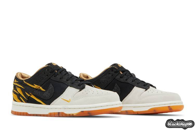 NIKE SB DUNK LOW GOD OF WEALTH (40-45)