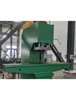 Вертикальный гидравлический пресс