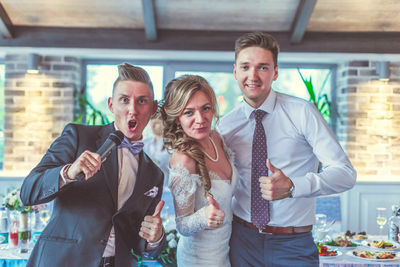 ВЕДУЩИЙ ИГОРЬ