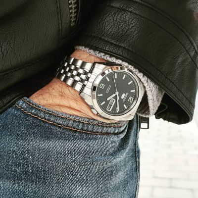 Наручные часы Seiko SNK393K1