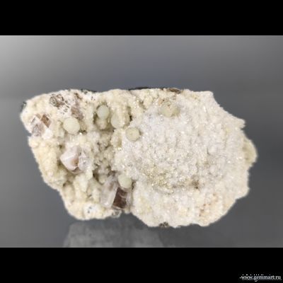 Кальцит, пренит, стильбит. Индия. 60*45*30мм