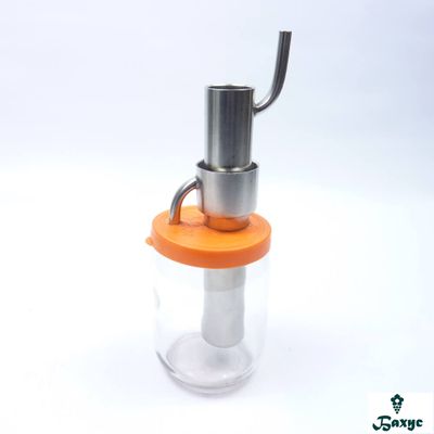 Попугай на банку