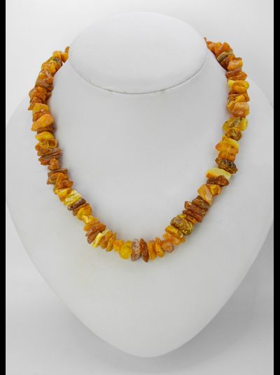 Лечебные бусы из янтаря 03020