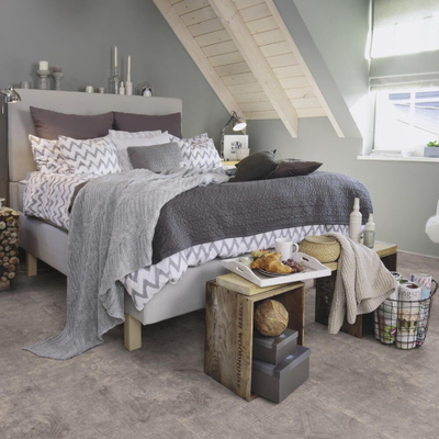 Биополы Wineo 1500 Fusion Combinations Ornaments.Warm.Dark PL155C в интерьере комнаты