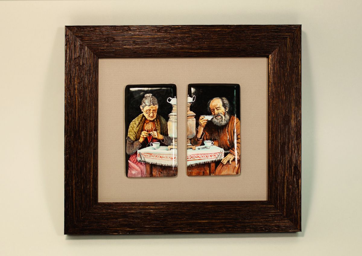 Чаепитие (майолика в багете)