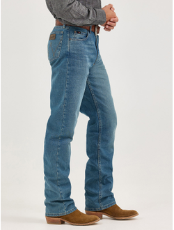 Джинсы Wrangler® Cody Johnson 20X® Advanced Comfort 01 Competition Relaxed Fit Jean