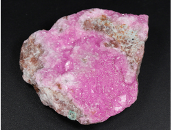 Кобальтокальцит, кристаллы на породе, Марокко (49*43*13 мм, 32 г) №28685