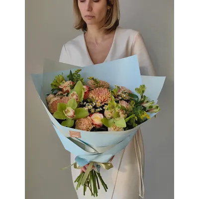 Букет цветов на 8 марта № 743