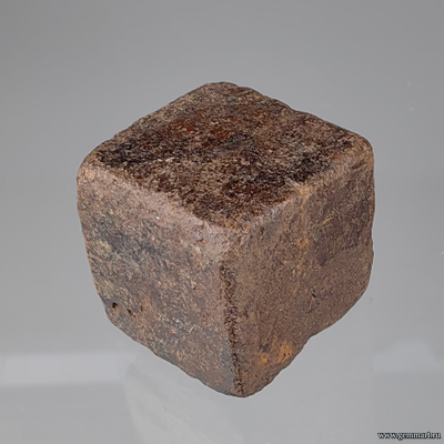 Лимонит по пириту. Южный Урал. Россия. 20*19*19мм