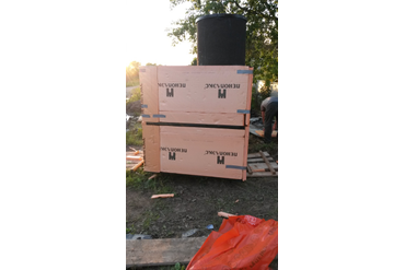 Наружное утепление металлического кессона для скважины